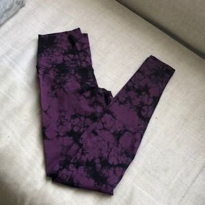 Lululemon size 6 leggings